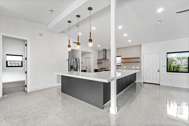 801 Solar Isle Drive, Fort Lauderdale, FL 33301