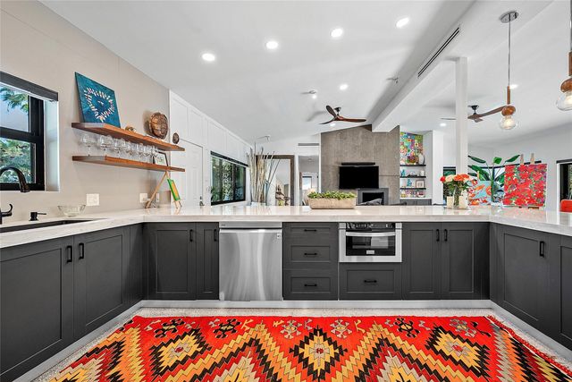 801 Solar Isle Drive, Fort Lauderdale, FL 33301