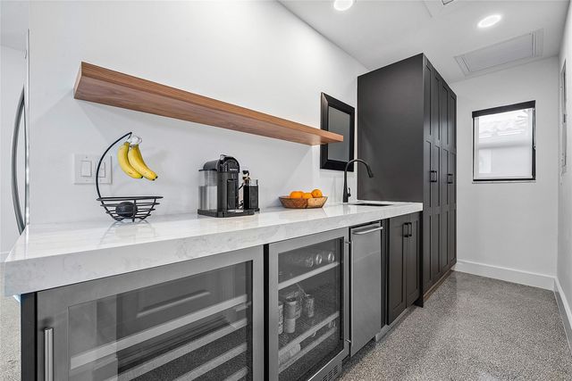 801 Solar Isle Drive, Fort Lauderdale, FL 33301