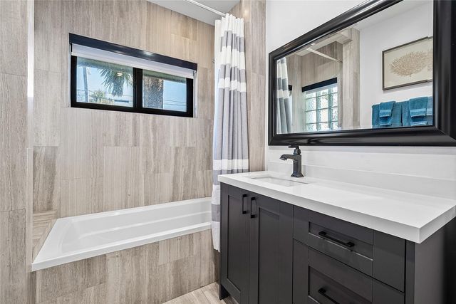 801 Solar Isle Drive, Fort Lauderdale, FL 33301