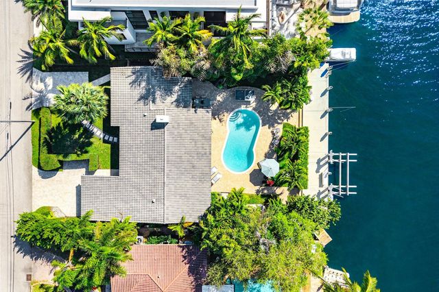 801 Solar Isle Drive, Fort Lauderdale, FL 33301