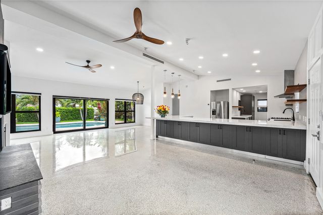 801 Solar Isle Drive, Fort Lauderdale, FL 33301