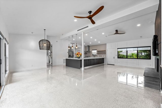 801 Solar Isle Drive, Fort Lauderdale, FL 33301