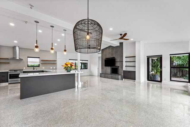 801 Solar Isle Drive, Fort Lauderdale, FL 33301