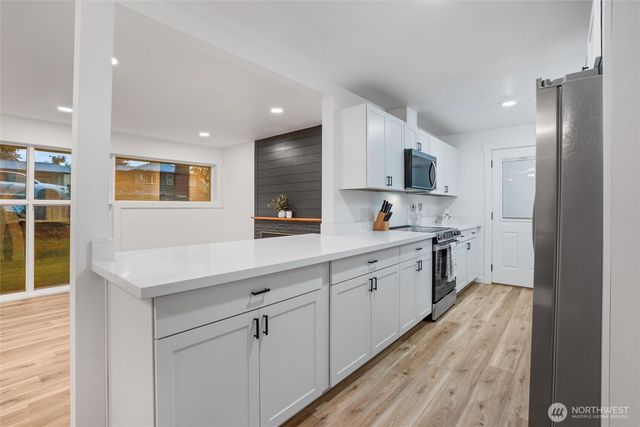 2220 Trenton Avenue, Bremerton, WA 98310