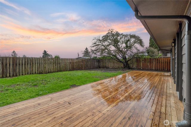 2220 Trenton Avenue, Bremerton, WA 98310