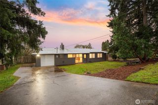 2220 Trenton Avenue, Bremerton, WA 98310