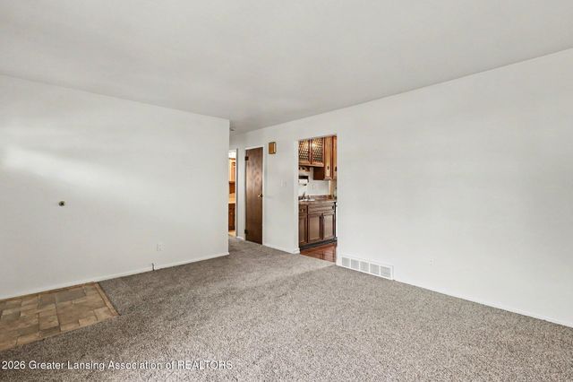 3224 Continental Drive, Lansing, MI 48911