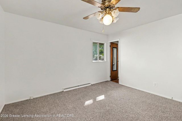 3224 Continental Drive, Lansing, MI 48911