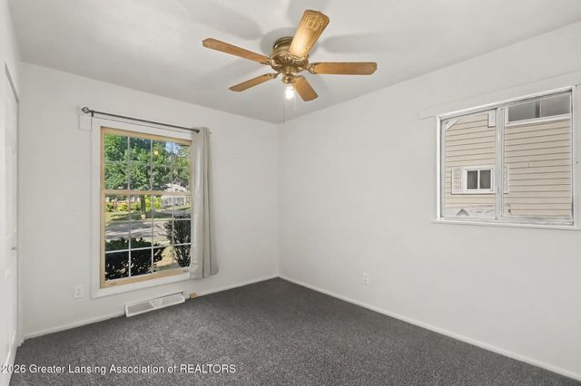3224 Continental Drive, Lansing, MI 48911