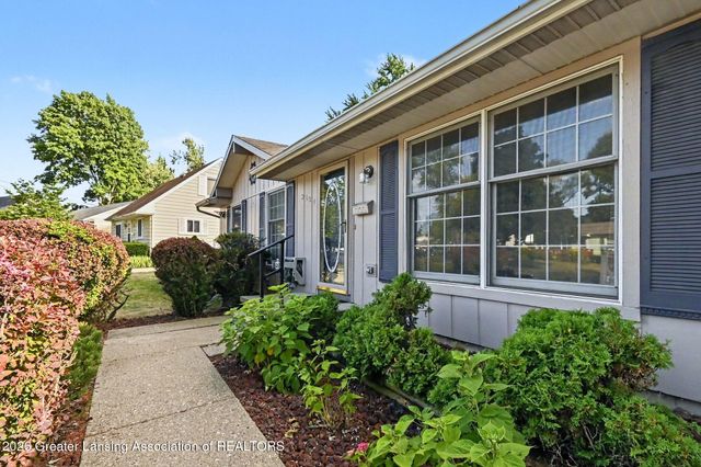 3224 Continental Drive, Lansing, MI 48911