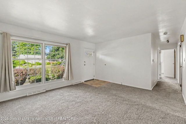 3224 Continental Drive, Lansing, MI 48911