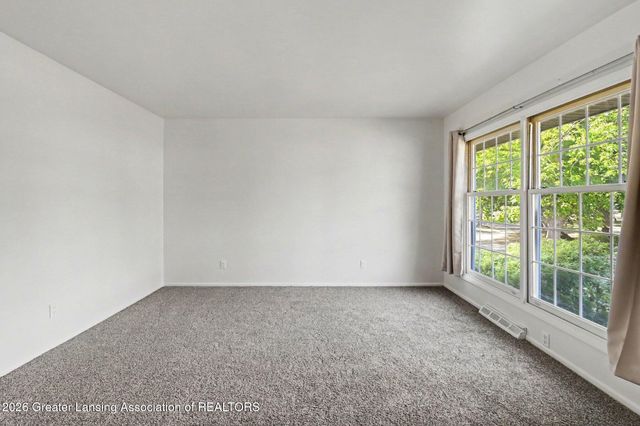 3224 Continental Drive, Lansing, MI 48911