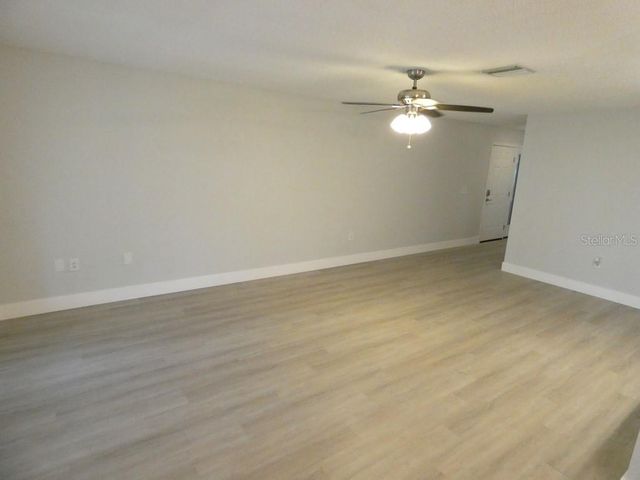 1024 10TH CIRCLE SE, Largo, FL 33771