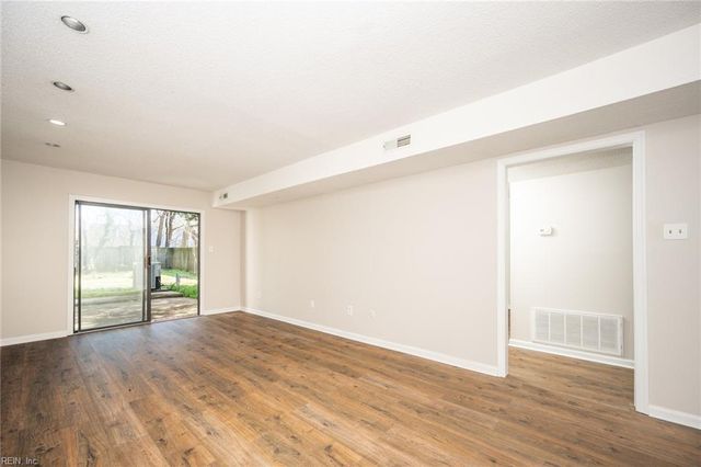 1306 Wakefield DR, Virginia Beach, VA 23455