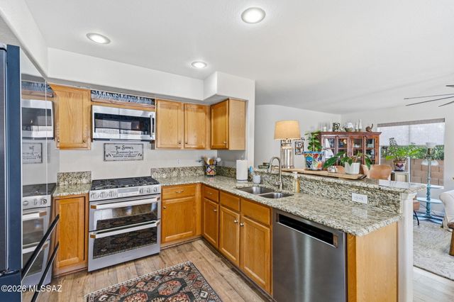 7751 E Calle Bien Nacida, Tucson, AZ 85750