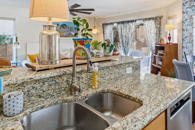 7751 E Calle Bien Nacida, Tucson, AZ 85750