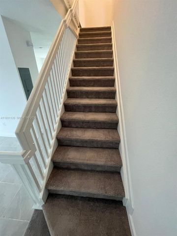 2696 SE 18th St 2696, Homestead, FL 33035