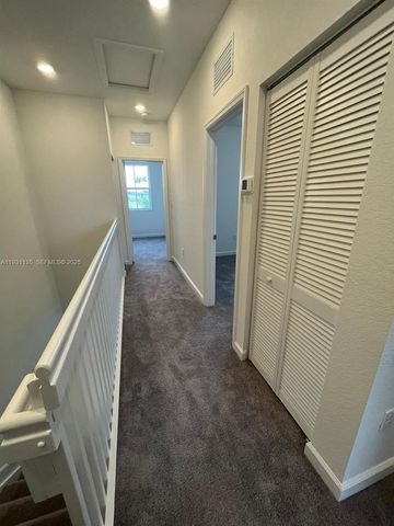 2696 SE 18th St 2696, Homestead, FL 33035