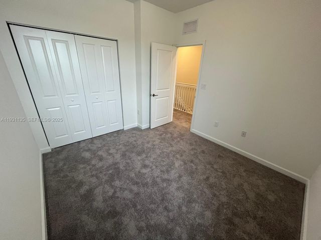 2696 SE 18th St 2696, Homestead, FL 33035