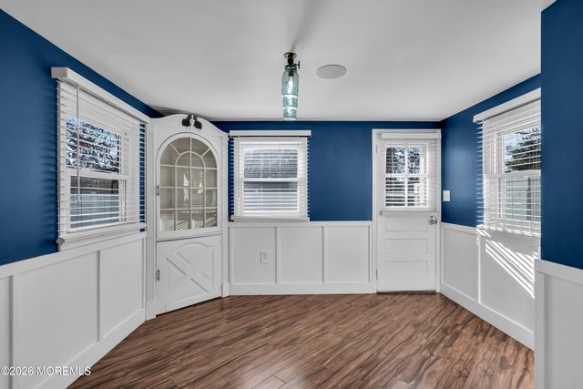 537 Longboat Avenue, Beachwood, NJ 08722