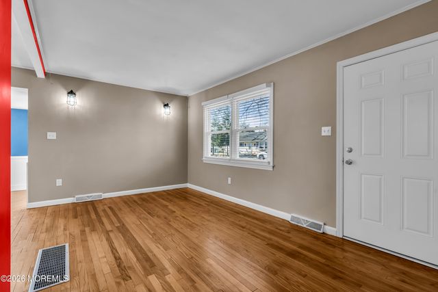 537 Longboat Avenue, Beachwood, NJ 08722