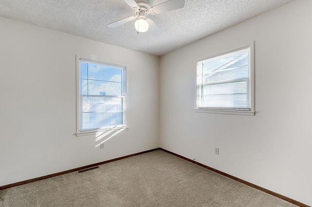 2602 W Hadden Ave, Wichita, KS 67217