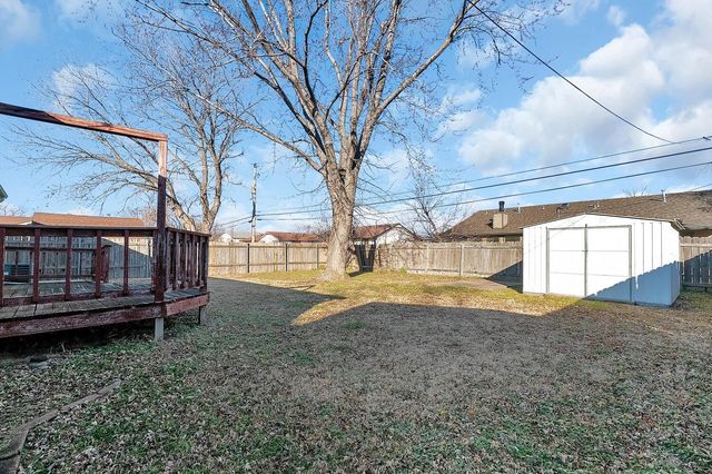 2602 W Hadden Ave, Wichita, KS 67217