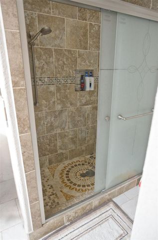 402 E Smith Street, Brazoria, TX 77422