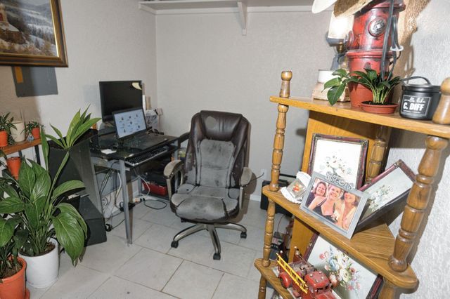 402 E Smith Street, Brazoria, TX 77422