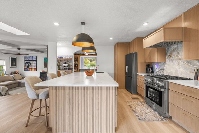 14560 Warren Avenue, Red Bluff, CA 96080