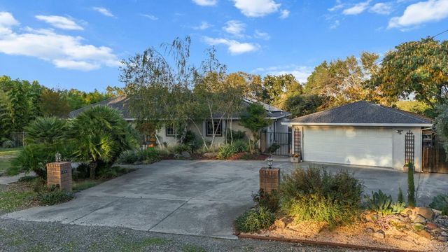 14560 Warren Avenue, Red Bluff, CA 96080