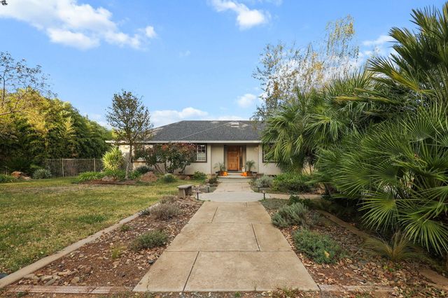 14560 Warren Avenue, Red Bluff, CA 96080