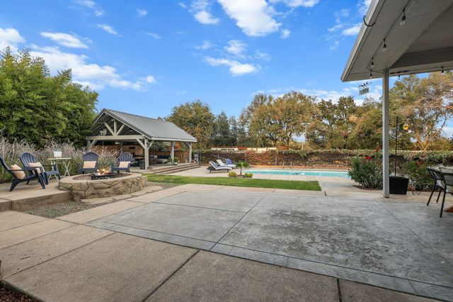 14560 Warren Avenue, Red Bluff, CA 96080