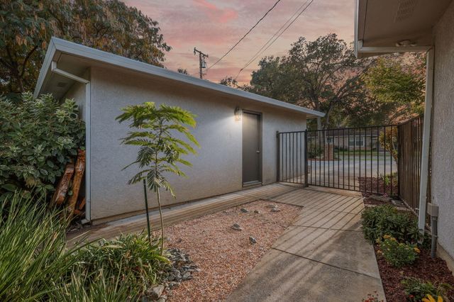 14560 Warren Avenue, Red Bluff, CA 96080