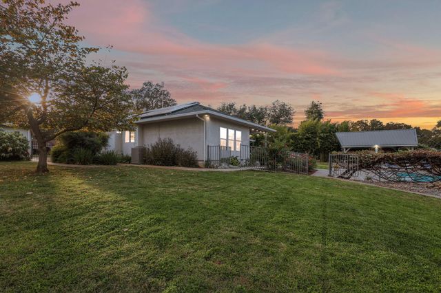 14560 Warren Avenue, Red Bluff, CA 96080