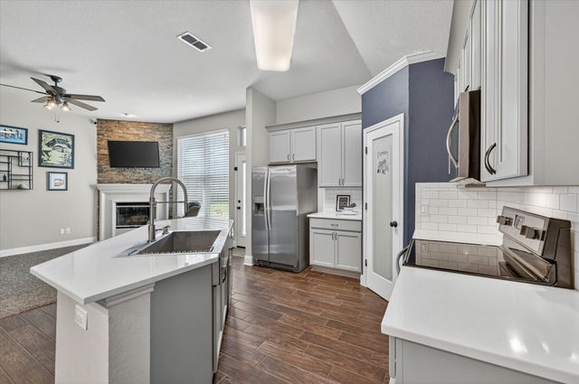 5821 Imes Lane, Fort Worth, TX 76179