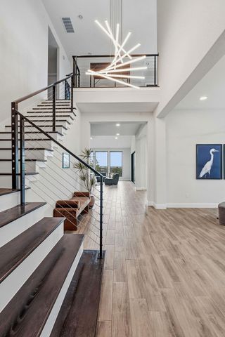 2414 Sunset Vista CIR 32, Spicewood, TX 78669