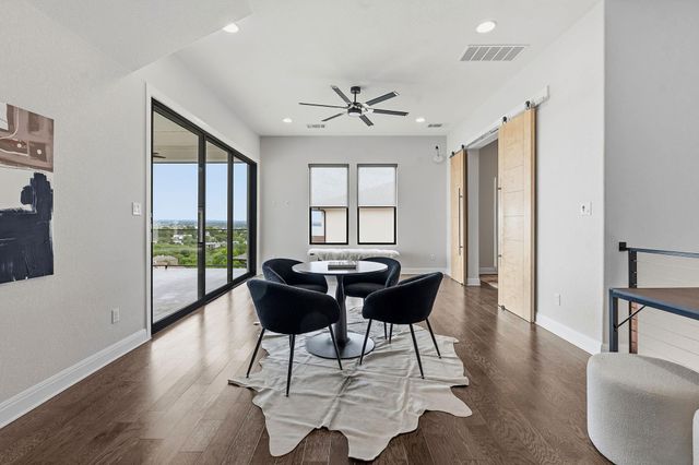 2414 Sunset Vista CIR 32, Spicewood, TX 78669