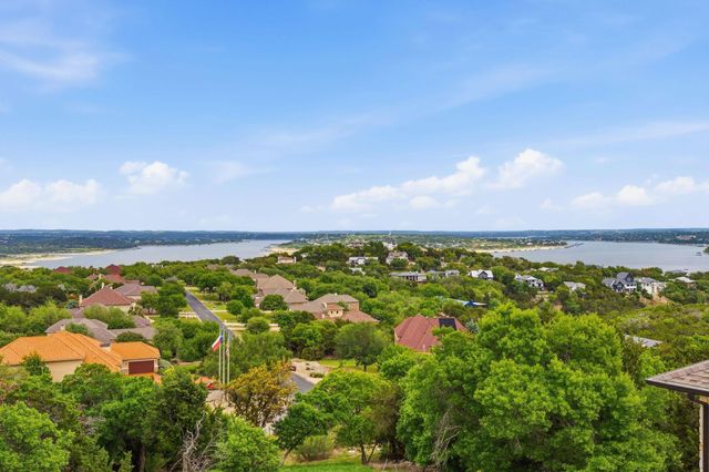 2414 Sunset Vista CIR 32, Spicewood, TX 78669