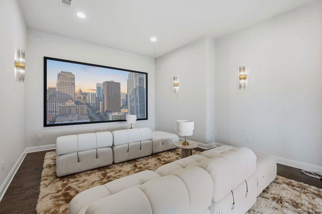 2414 Sunset Vista CIR 32, Spicewood, TX 78669