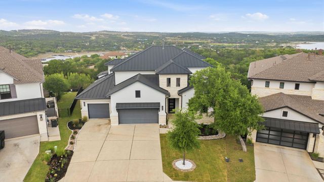 2414 Sunset Vista CIR 32, Spicewood, TX 78669