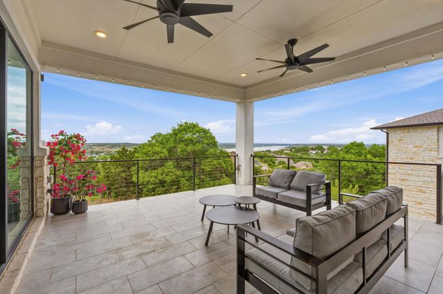 2414 Sunset Vista CIR 32, Spicewood, TX 78669