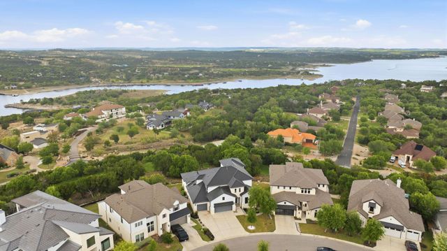 2414 Sunset Vista CIR 32, Spicewood, TX 78669