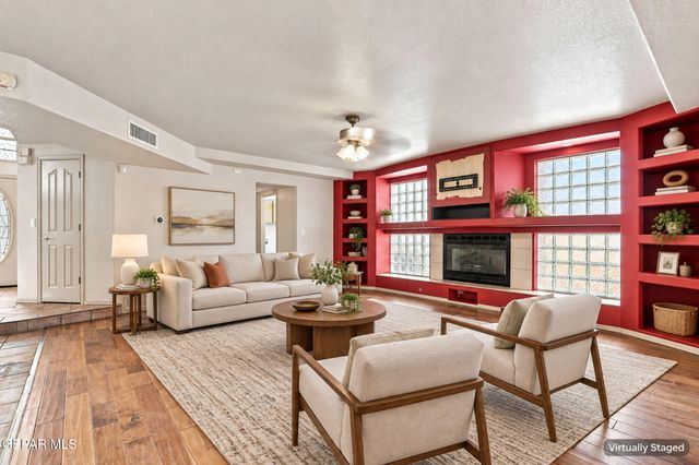 1900 PUEBLO CORONA Lane, El Paso, TX 79936