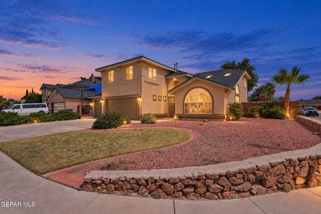 1900 PUEBLO CORONA Lane, El Paso, TX 79936