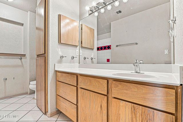 1900 PUEBLO CORONA Lane, El Paso, TX 79936