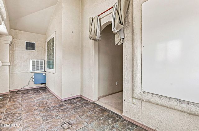1900 PUEBLO CORONA Lane, El Paso, TX 79936