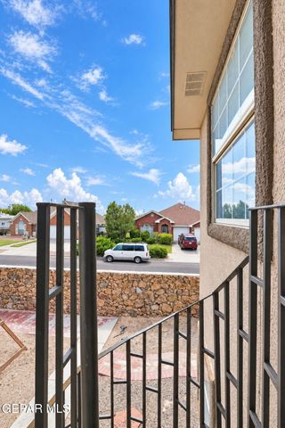 1900 PUEBLO CORONA Lane, El Paso, TX 79936
