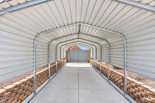 1900 PUEBLO CORONA Lane, El Paso, TX 79936